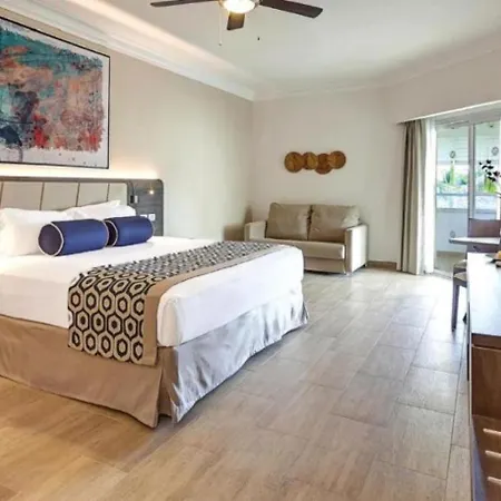 Royalton Splash Punta Cana, An Autograph Collection All-Inclusive Resort & Casino-3