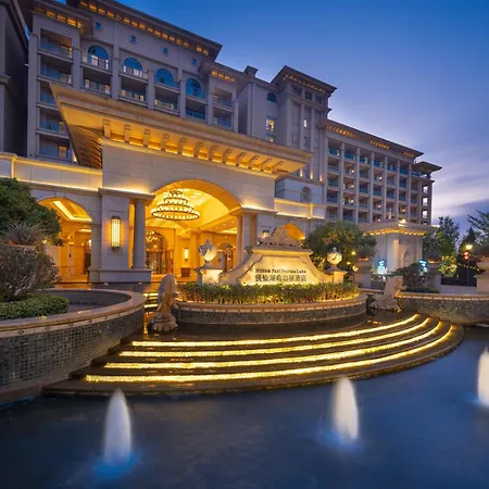 Hilton Yuxi Fuxian Lake-2