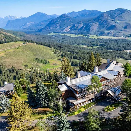 Sun Mountain Lodge-2