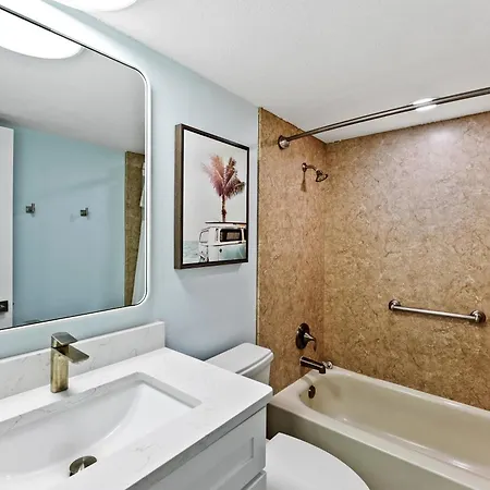 Paradise Beach Club - Oceanfront Ground Floor Condos With Heated Pool Pets Welcome-3