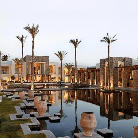 Amirandes, A Resort To Live-2