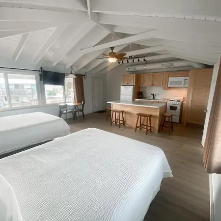 Ragged Edge Resort & Marina-2