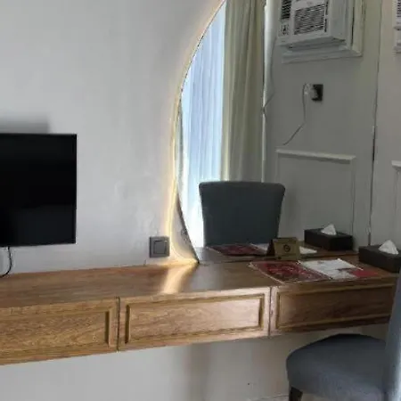 Queen Margarette Hotel-2