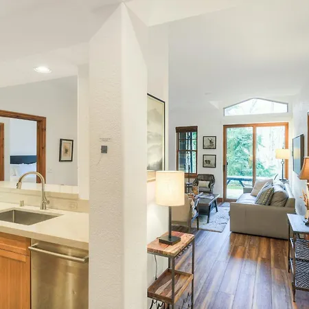 Lodge At Brookside, A Vail Resorts Property-2