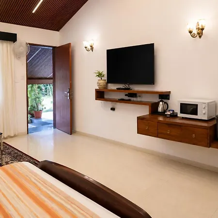 Anand Resort - A Luxury Private Pool Resort In Nashik-3