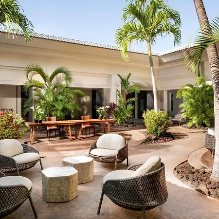 Fairmont Orchid-3