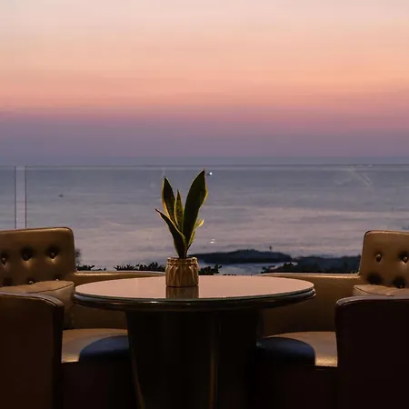Moevenpick Hotel Beirut-3