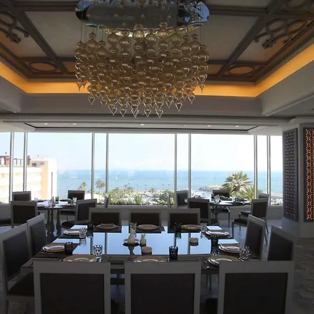 Moevenpick Hotel Beirut-2