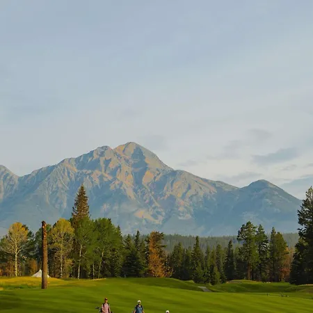 Fairmont Jasper Park Lodge-3