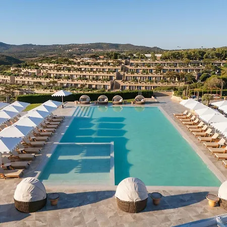 Mangia'S Sardinia Resort, Autograph Collection-2