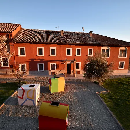 Cascina Tre Botti-2