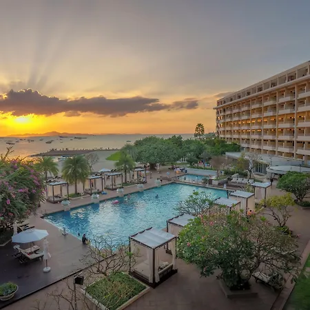 Dusit Thani Pattaya-3
