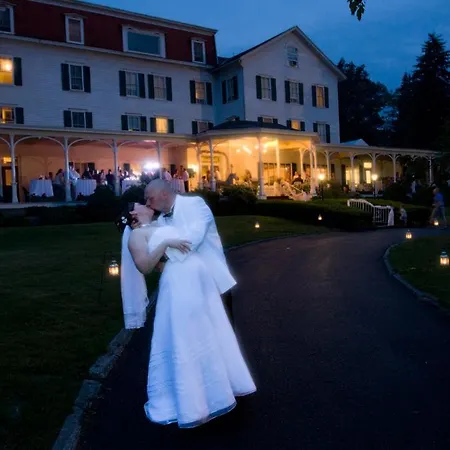 Winter Clove Inn & Resort-2