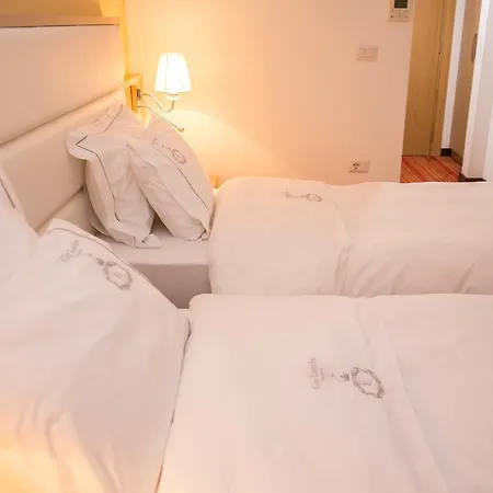 Santa Quaranta Premium Resort-2