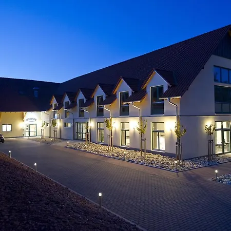 Apartments Golfpark Schlossgut Sickendorf-2