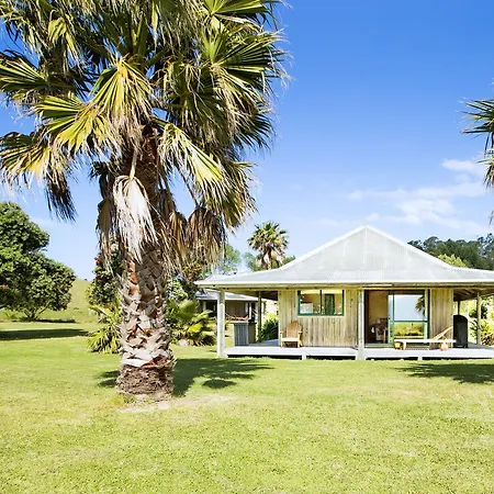 Slipper Island Resort-2