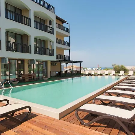 Oasis Del Sol - Front Beach-3