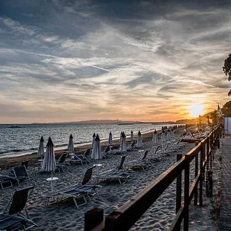 Golfo Del Sole Hotel & Holiday Resort-2