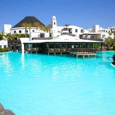 Hotel Livvo Volcan Lanzarote-3