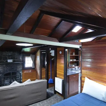 Miette Hot Springs Bungalows-3