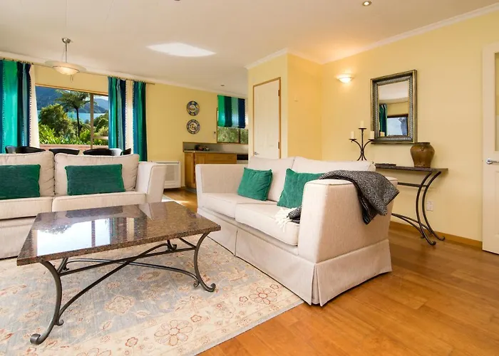 Punga Cove Resort Endeavour Inlet