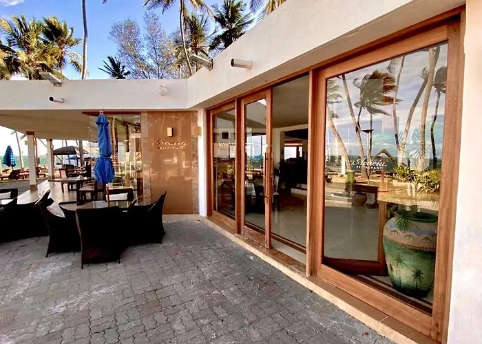 Kenya Bay Beach Hotel
