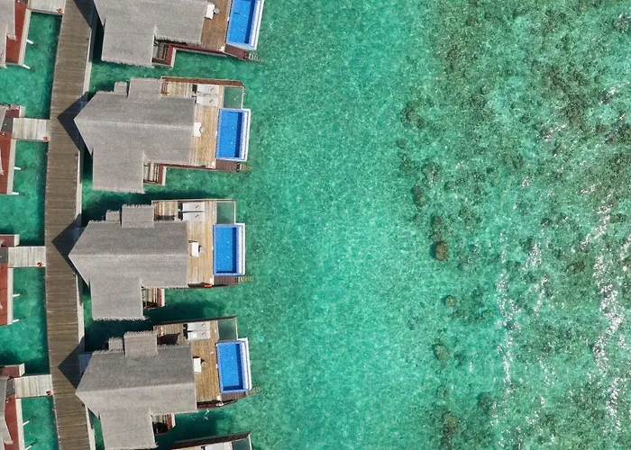 Hotel Grand Park Kodhipparu Maldives Baros Island
