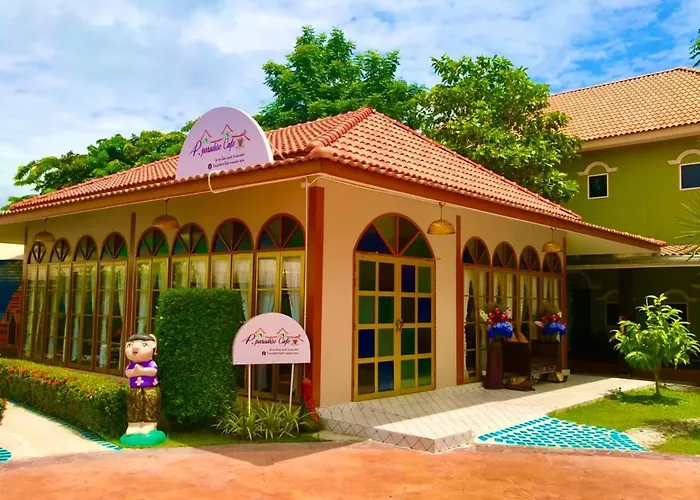 P.Paradise Hotel
