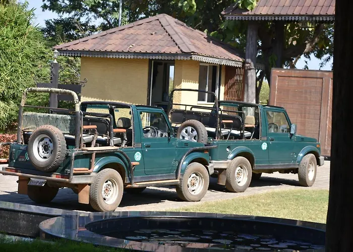 Welcomheritage Tadoba Vanya Villas Resort & Spa Kolara