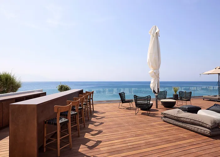 Dimitra Beach Hotel & Suites Ágios Fokás