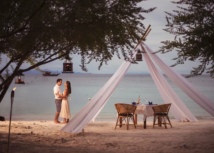 Beach Club By Haadtien Koh Tao