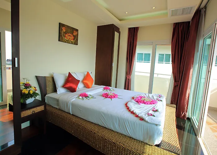 Phunawa Resort Phuket Karon Beach