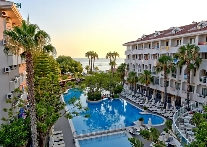 Side Star Beach Hotel