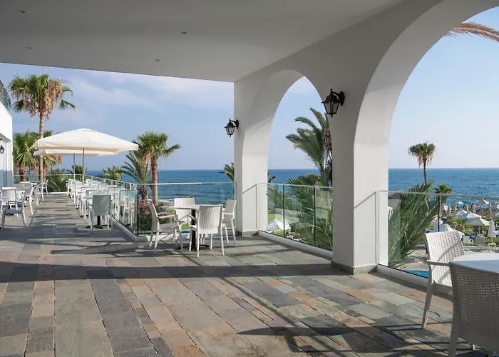 Akti Beach Hotel&Village Resort