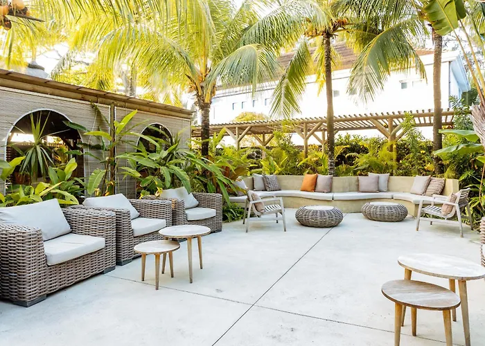 Friday Attitude Hotel Trou d'Eau Douce