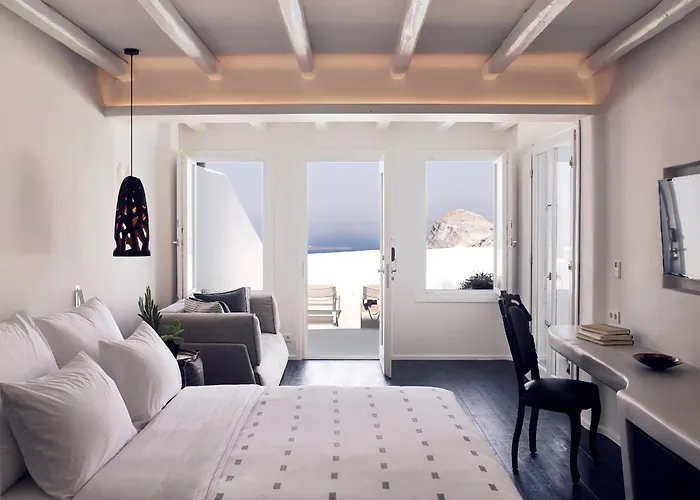 Cavo Tagoo Santorini