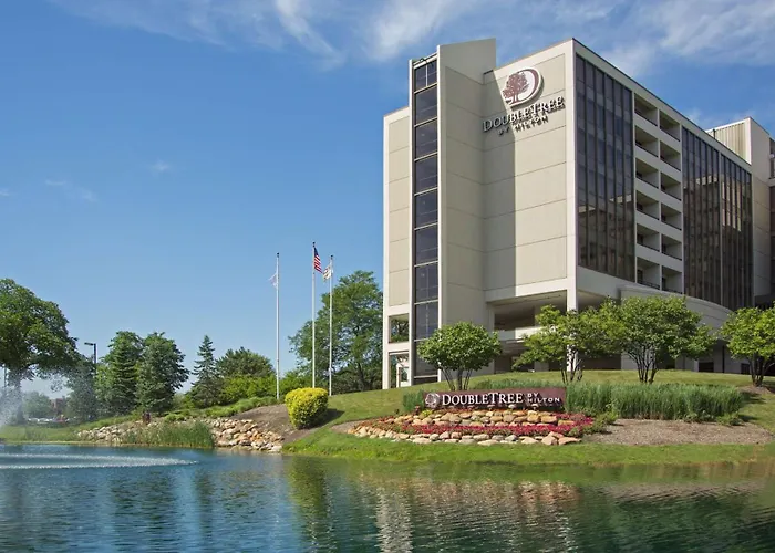 Doubletree By Hilton Chicago - Oak Brook