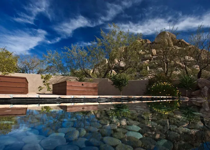Boulders & Spa , Curio Collection By Hilton