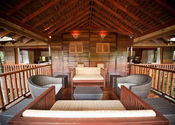 Bunga Raya Island Resort & Spa Isla Gaya