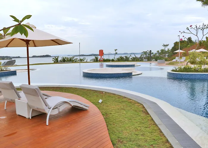 Harris Resort Barelang Batam Sagulung