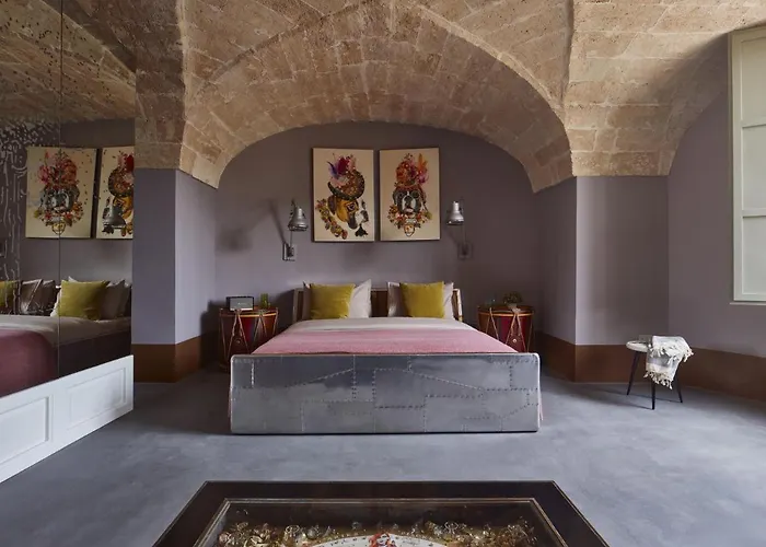 Castle Elvira-Tower & Masseria Trepuzzi