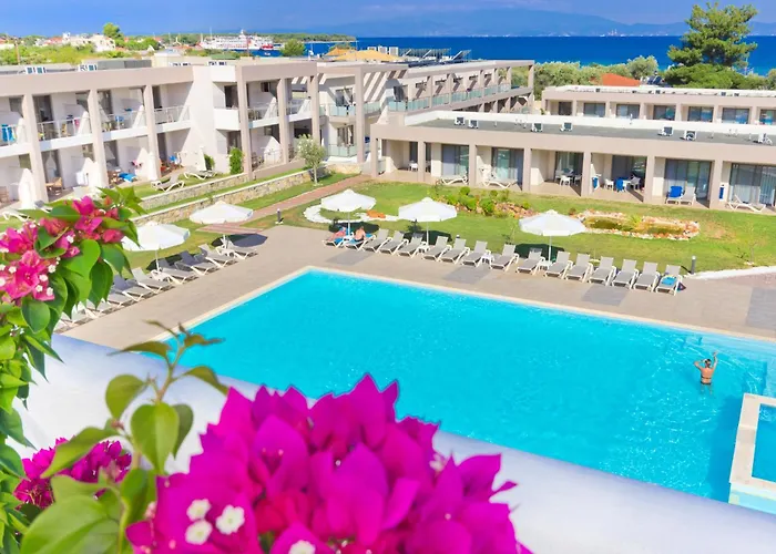 Alea Hotel & Suites
