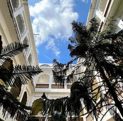 Radhika Palace Hotel