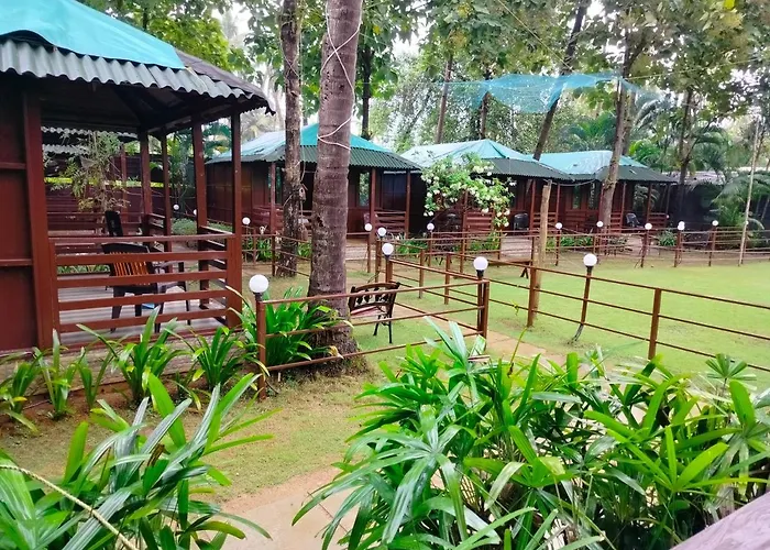 Club Palolem Resort