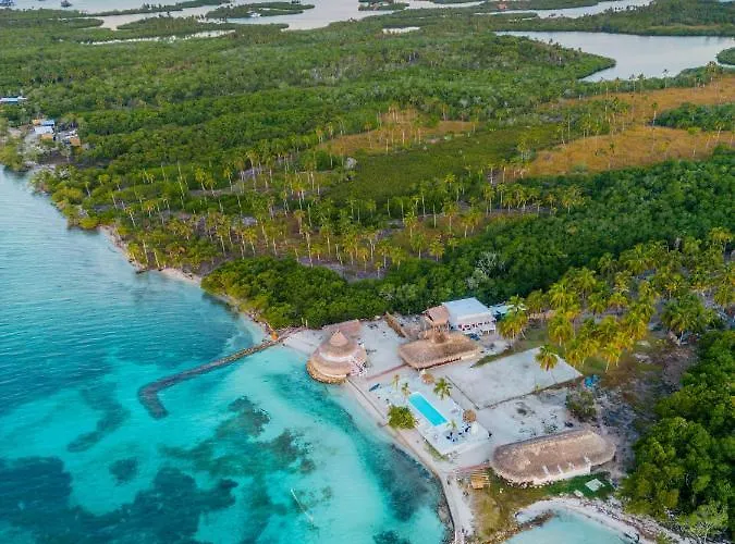 Quinta Del Mar Crystal Beach Tintipan Island