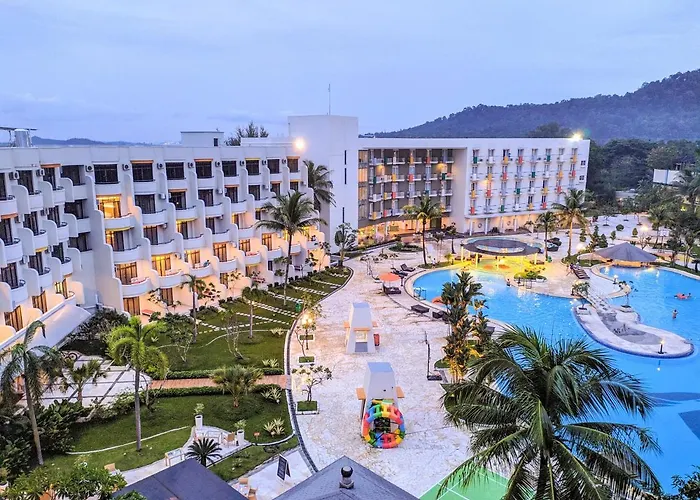 Harris Resort Batam Waterfront Sekupang