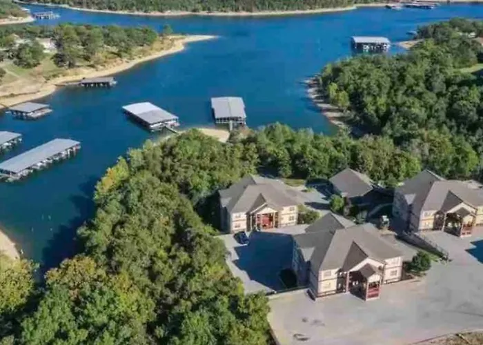 Rockwood Condos On Table Rock Lake With Boat Slips