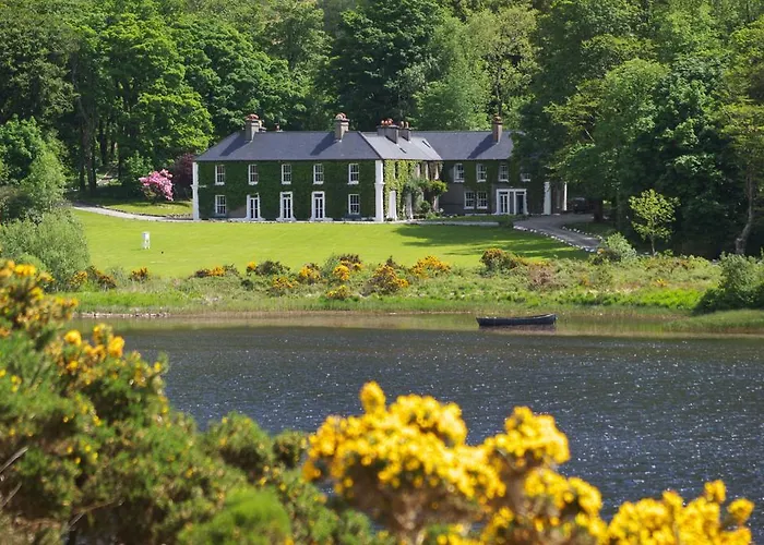 Delphi Lodge