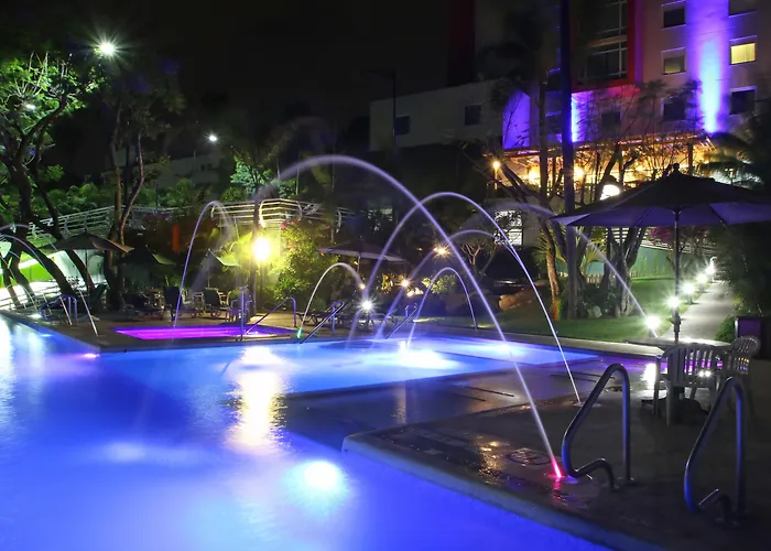 Holiday Inn Express & Suites Cuernavaca By Ihg