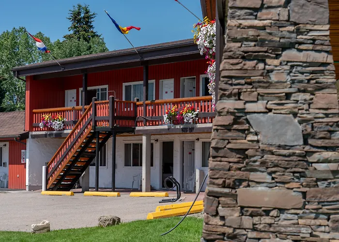 Rocky Mountain Ski Lodge